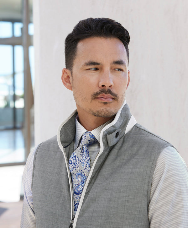 VTOW12055034 | The Urban Vest